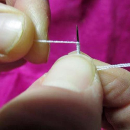 How To Thread A Needle And Knot Your Thread